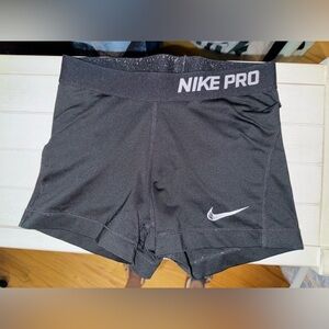 Nike Pro 3” compression shorts small